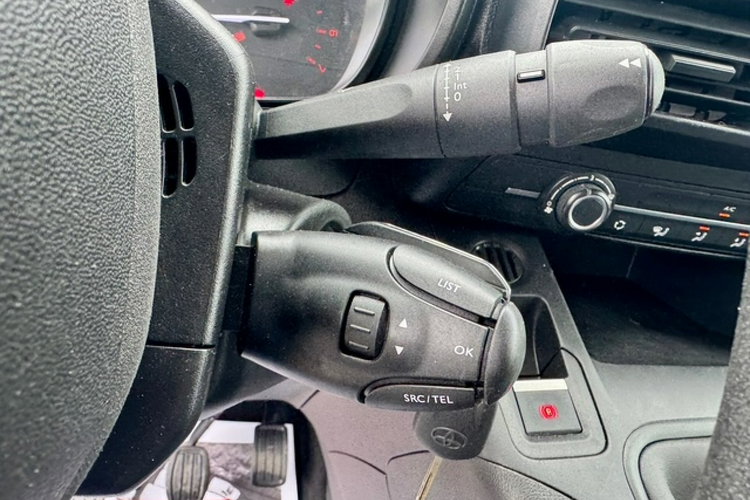 Toyota Proace City SALON PL / 156tys.km / L2H1 DŁUGI / 3 OSOBY / KLIMA /GWARANCJA zdjęcie 14