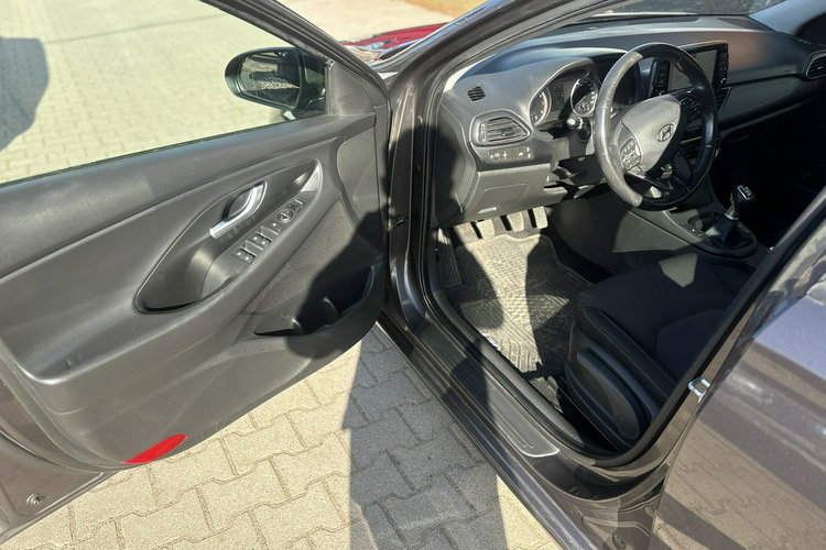 Hyundai i30 Bogaty Model zdjęcie 9