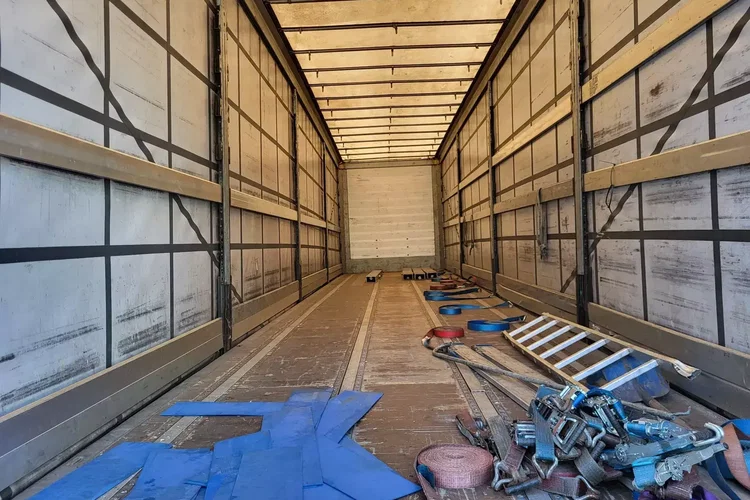 Schmitz Joloda; podnoszony dach; koła 435/50R19.5 zdjęcie 12