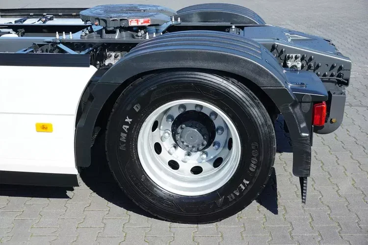 Volvo / FH / 460 / I – SAVE / XL / EURO 6 / ACC / I -COOL / NOWY MODEL zdjęcie 19