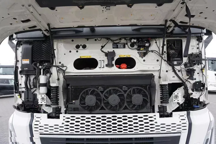 Volvo FH / 460 / I – SAVE / XL / EURO 6 / ACC / I – COOL zdjęcie 25