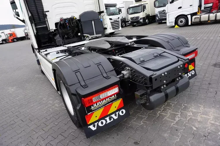 Volvo FH / 460 / I – SAVE / XL / EURO 6 / ACC / I – COOL zdjęcie 33