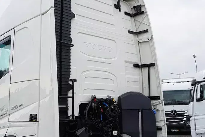 Volvo FH / 460 / I – SAVE / XL / EURO 6 / ACC / I – COOL zdjęcie 34