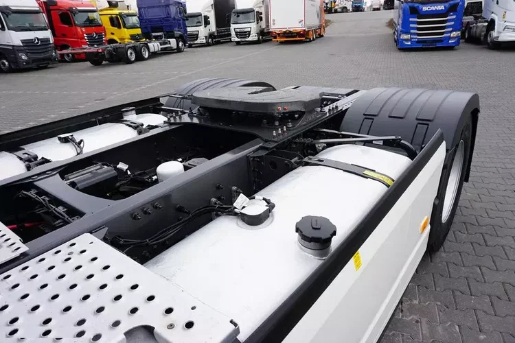 Volvo FH / 460 / I – SAVE / XL / EURO 6 / ACC / I – COOL zdjęcie 37