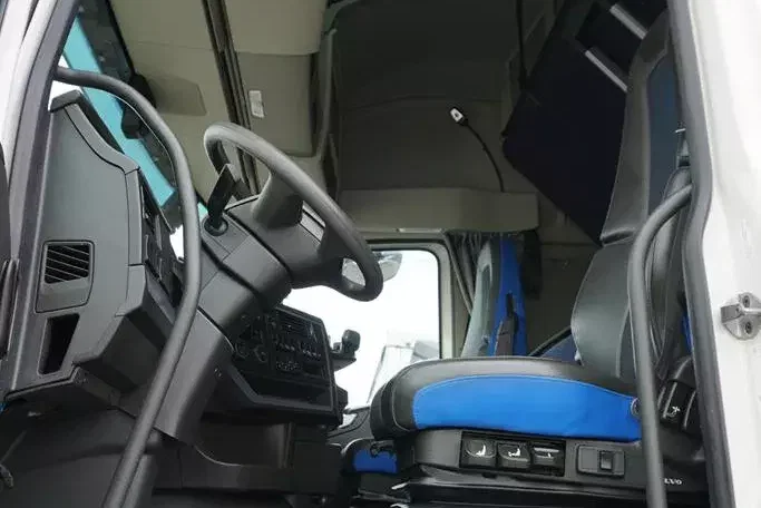 Volvo FH / 460 / I – SAVE / XL / EURO 6 / ACC / I – COOL zdjęcie 8