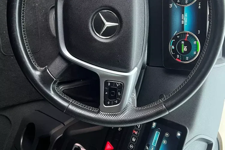 Mercedes ACTROS MP5 zdjęcie 22