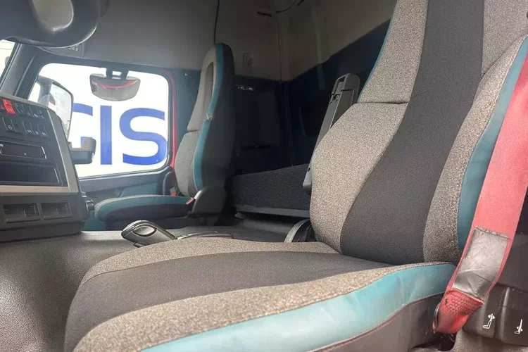 Volvo FM zdjęcie 11