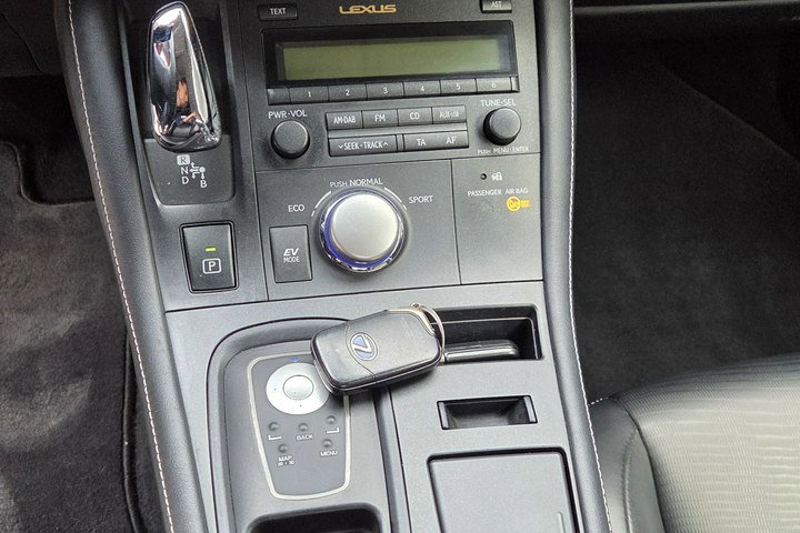 Lexus CT 1.8 HSD 136KM LIFT Kamera PDC LEDY Skóra Navi Super stan zdjęcie 24