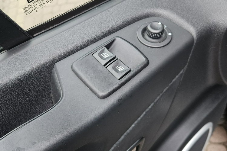 Opel Vivaro 1.6 CDTI140KM 8-osób Long Skrzydła Nawiewy Kamera Ładny Stan Serwis zdjęcie 20