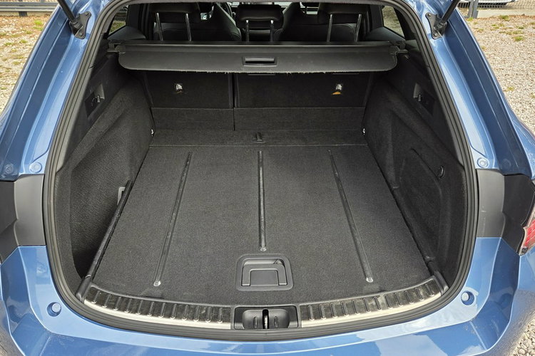 Toyota Corolla 2.0HSD 184KM Executive SalonPL Head Up Skóra Hand free FULL Serwis ASO zdjęcie 19