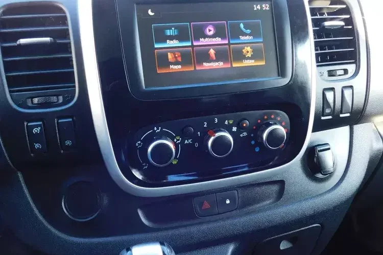 Renault Trafic zdjęcie 8