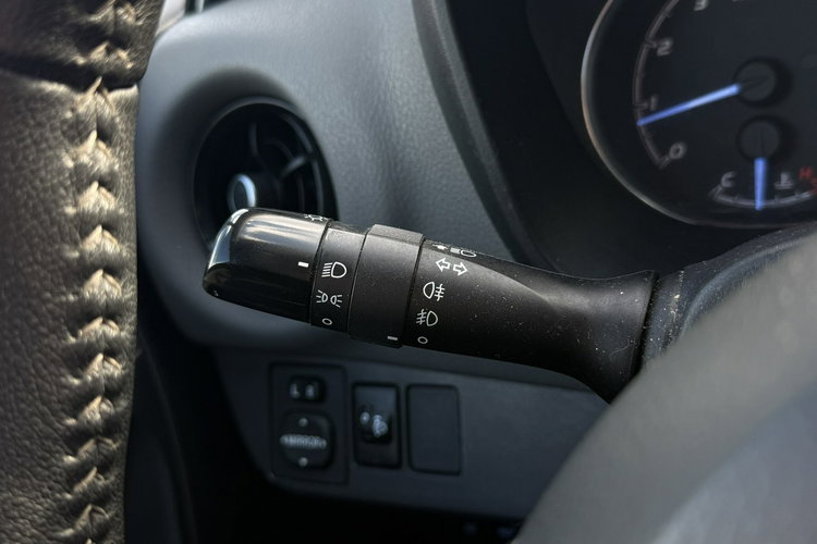 Toyota Yaris Salon Polska Bezwypadkowy Krajowy Stan Bardzo Dobry zdjęcie 13