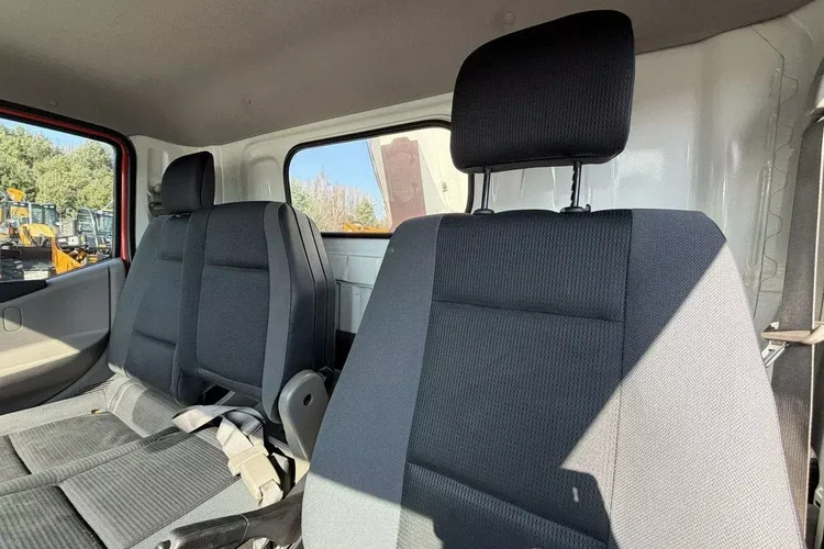 Nissan Cabstar zdjęcie 48