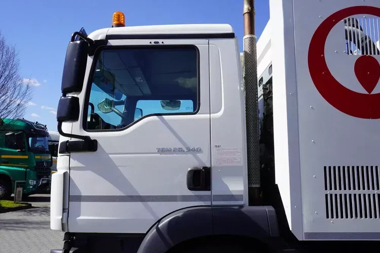 MAN TGM 26.340 / Zabudowa WUKO Rivard 11.8 m3 / 150 tys. km / oś skrętna / 2 szt zdjęcie 22