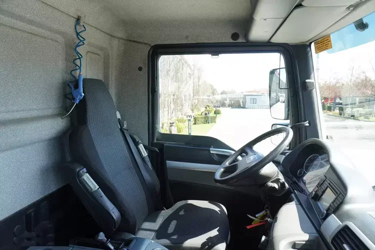 MAN TGM 26.340 / Zabudowa WUKO Rivard 11.8 m3 / 150 tys. km / oś skrętna / 2 szt zdjęcie 29