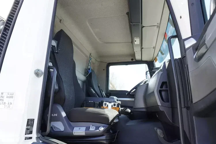 MAN TGM 26.340 / Zabudowa WUKO Rivard 11.8 m3 / 150 tys. km / oś skrętna / 2 szt zdjęcie 30