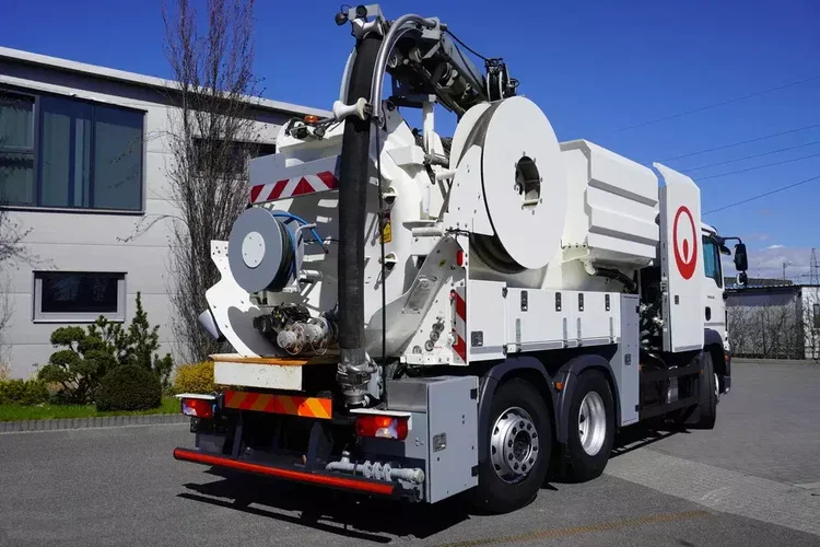 MAN TGM 26.340 / Zabudowa WUKO Rivard 11.8 m3 / 150 tys. km / oś skrętna / 2 szt zdjęcie 4