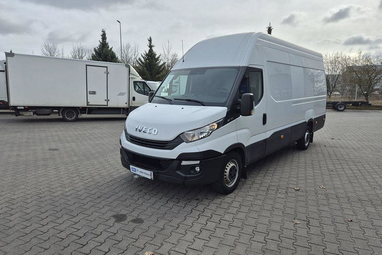 IVECO DAILY 35S18 zdjęcie 1