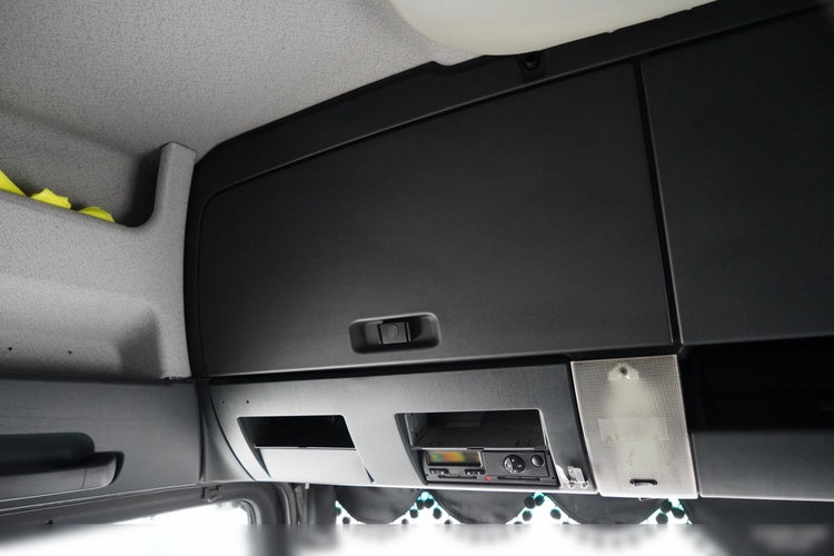 MAN TGS 18.400 / HYDRAULIKA / KLMA POSTOJOWA / ALUFELGI /   zdjęcie 33