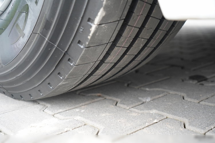 Scania R 500 / HYDRAULIKA /  RETARDER  / CAŁA NA PODUSZKACH / OPONY 100 % / zdjęcie 18