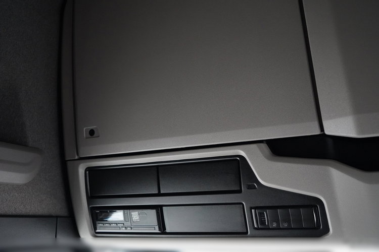 Scania R 500 / RETARDER / LOW DECK / MEGA  / KLIMA POSTOJOWA zdjęcie 32