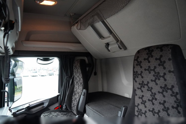 Scania S 500 / RETARDER / LOW DECK / MEGA / BAKI 1400 L / KLIMA POSTOJOWA / PO ZŁOTYM KONTRAKCIE SERWISOWYM zdjęcie 25
