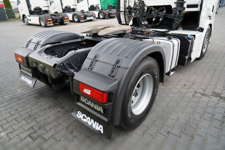 Scania R 450 / RETARDER / HYDRAULIKA / CAŁA NA PODUSZKACH zdjęcie 15