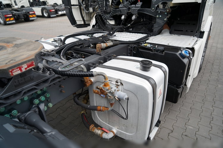 Scania R 450 / RETARDER / HYDRAULIKA / CAŁA NA PODUSZKACH zdjęcie 16