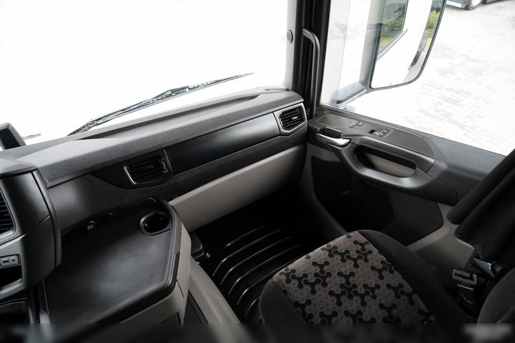 Scania R 450 / RETARDER / HYDRAULIKA / CAŁA NA PODUSZKACH zdjęcie 32