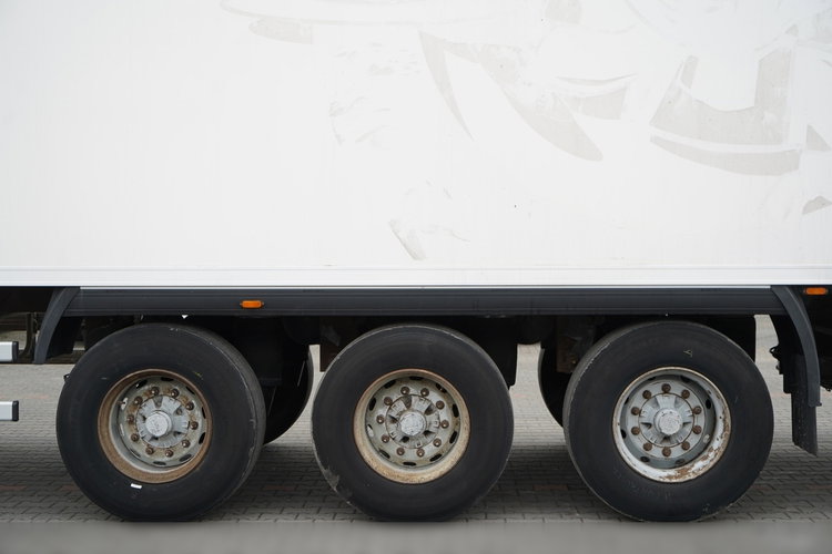 Lamberet  CHŁODNIA / CARRIER VECTOR 1850 MT / MULTITEMPERATURA / WINDA DHOLLANDIA  zdjęcie 26