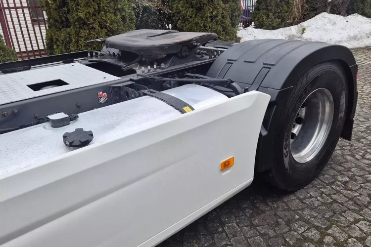 Renault T480 zdjęcie 14