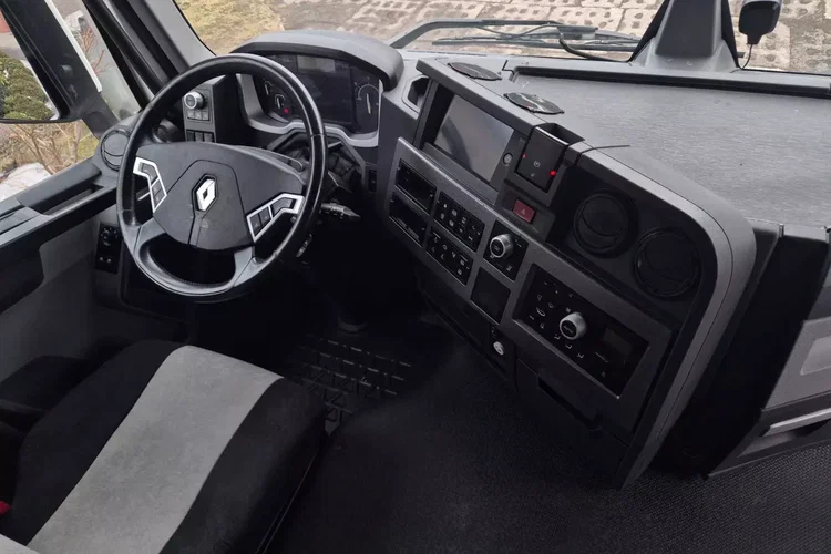 Renault T480 zdjęcie 30