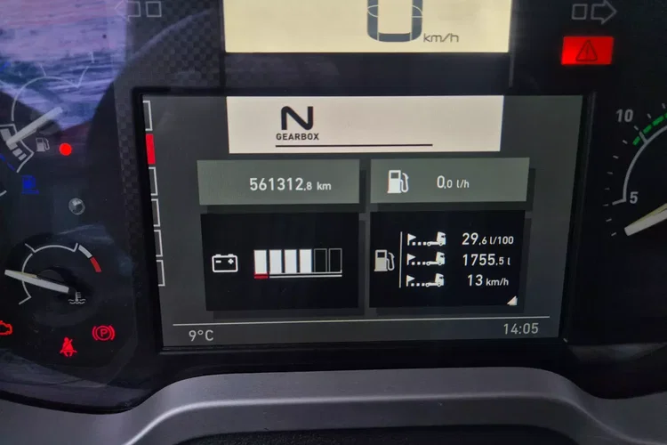 Renault T480 zdjęcie 33