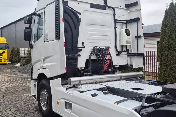 Renault T480 zdjęcie 9