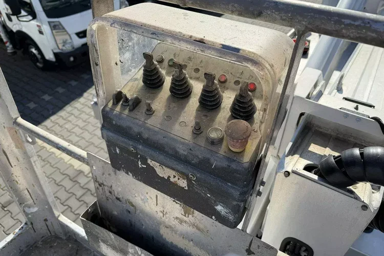 Nissan Cabstar zdjęcie 10