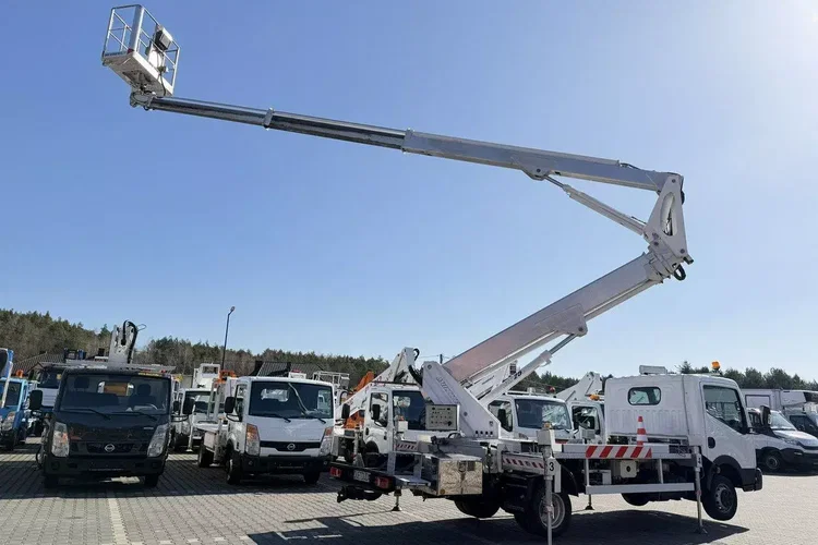 Nissan Cabstar zdjęcie 14