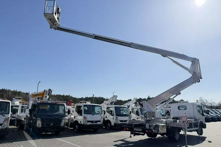 Nissan Cabstar zdjęcie 16