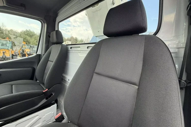 Mercedes Sprinter zdjęcie 26