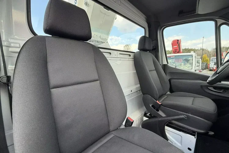 Mercedes Sprinter zdjęcie 29