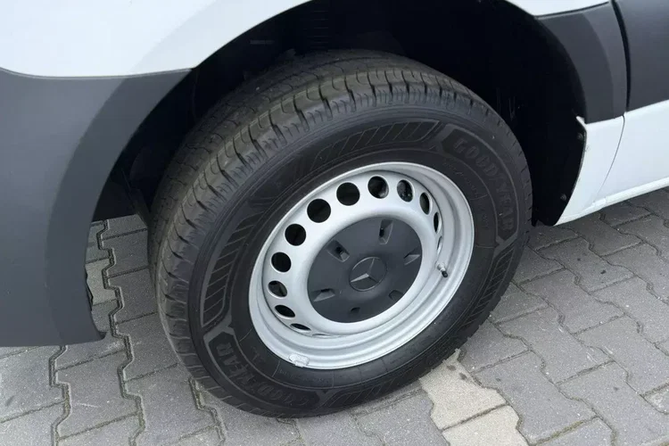 Mercedes Sprinter zdjęcie 8