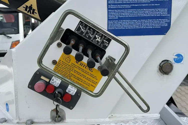 Nissan Cabstar zdjęcie 10