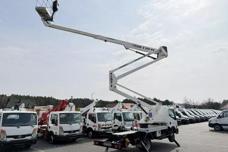 Nissan Cabstar zdjęcie 13