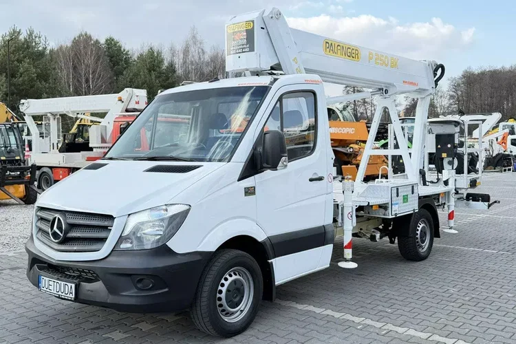 Mercedes Sprinter zdjęcie 3