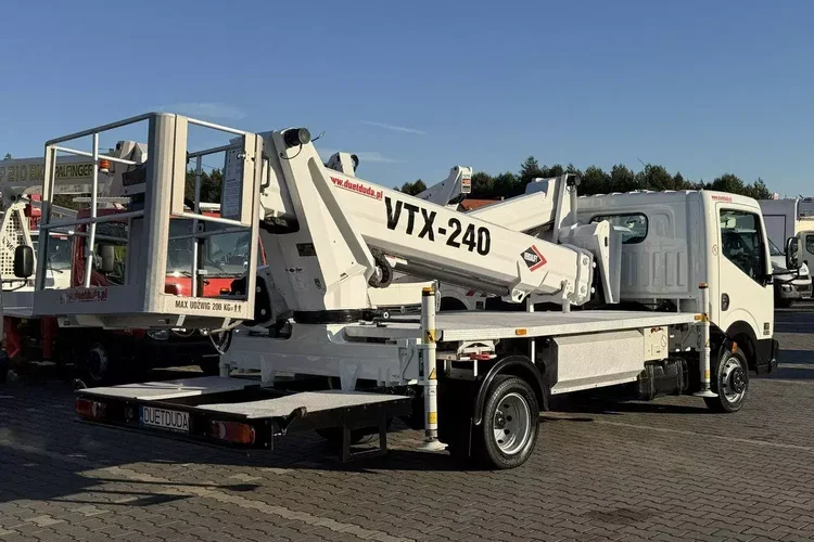 Nissan Cabstar zdjęcie 14