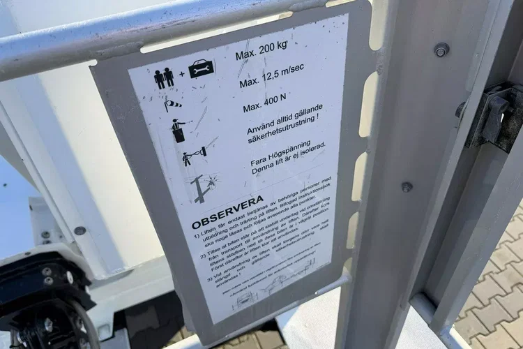 Nissan Cabstar zdjęcie 18