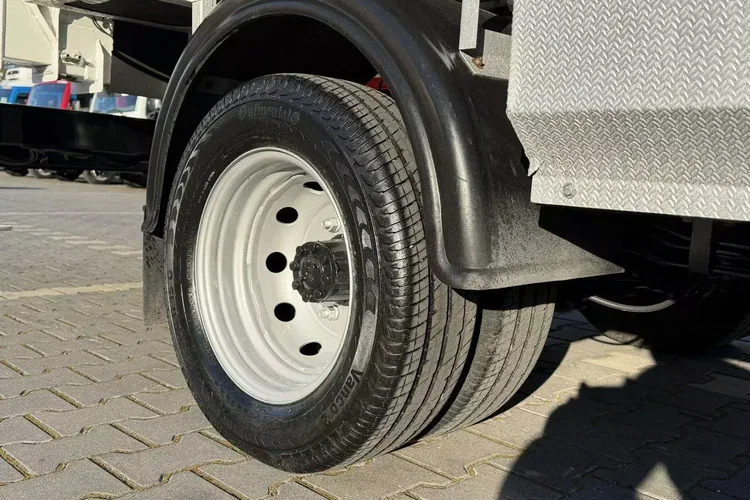 Nissan Cabstar zdjęcie 5