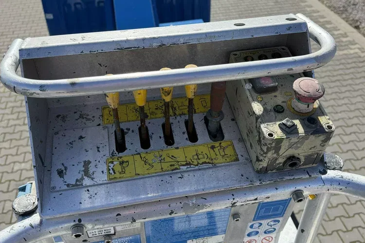 Nissan Cabstar zdjęcie 14