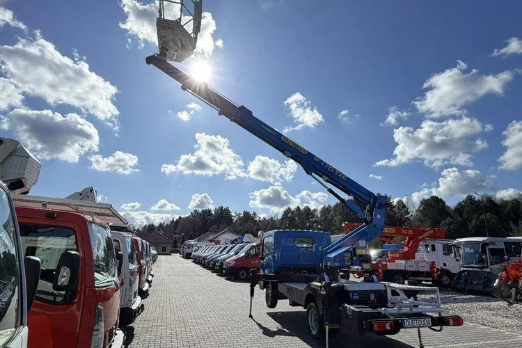 Nissan Cabstar zdjęcie 19
