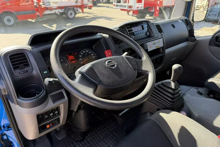 Nissan Cabstar zdjęcie 23