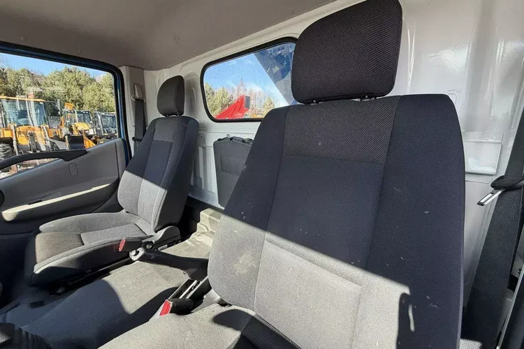 Nissan Cabstar zdjęcie 25